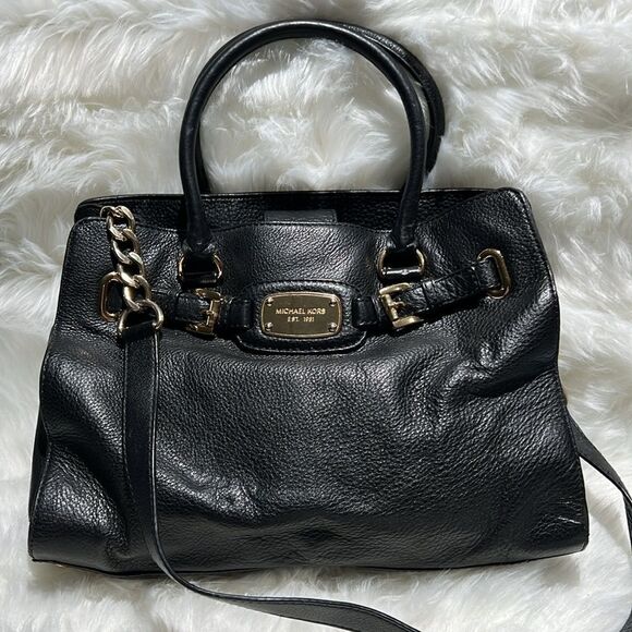 MICHAEL KORS Tumbled Black Leather Crossbody Satchel Gold Hardware B92 - Picture 1 of 16